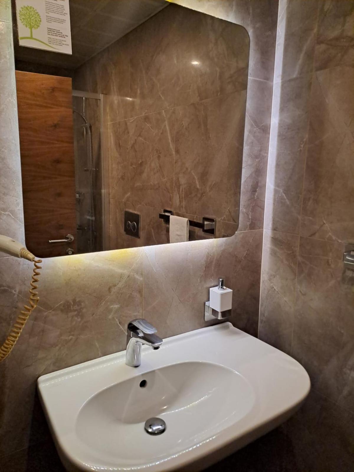 Reikartz 2017 Hotel Ankara Buitenkant foto